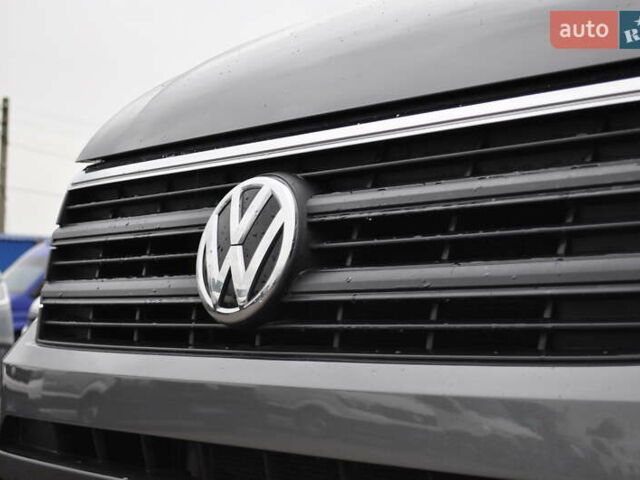 Сірий Фольксваген Крафтєр, об'ємом двигуна 1.97 л та пробігом 194 тис. км за 27800 $, фото 13 на Automoto.ua