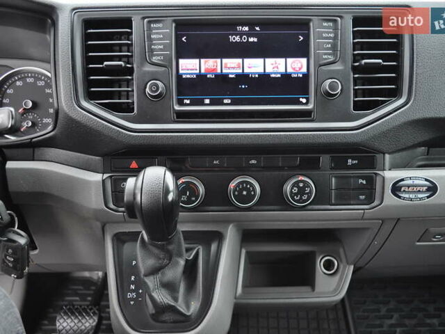 Сірий Фольксваген Крафтєр, об'ємом двигуна 1.97 л та пробігом 194 тис. км за 27800 $, фото 45 на Automoto.ua