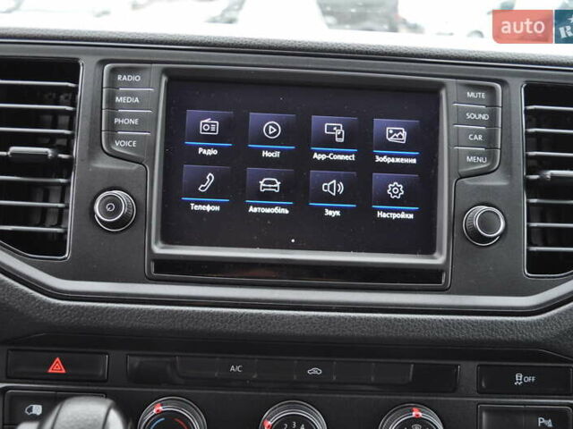 Сірий Фольксваген Крафтєр, об'ємом двигуна 1.97 л та пробігом 194 тис. км за 27800 $, фото 49 на Automoto.ua