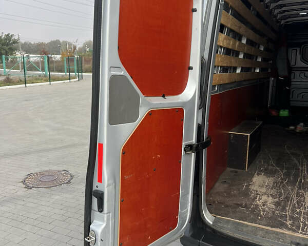 Серый Фольксваген Крафтер, объемом двигателя 1.97 л и пробегом 230 тыс. км за 24900 $, фото 15 на Automoto.ua