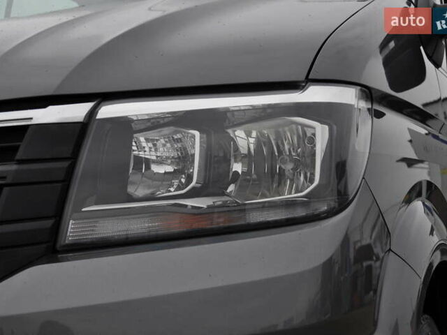 Сірий Фольксваген Крафтєр, об'ємом двигуна 1.97 л та пробігом 194 тис. км за 27800 $, фото 12 на Automoto.ua