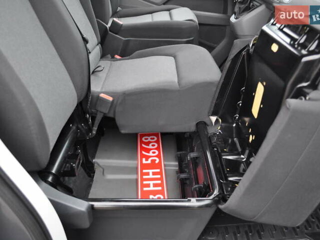 Сірий Фольксваген Крафтєр, об'ємом двигуна 1.97 л та пробігом 194 тис. км за 27800 $, фото 35 на Automoto.ua