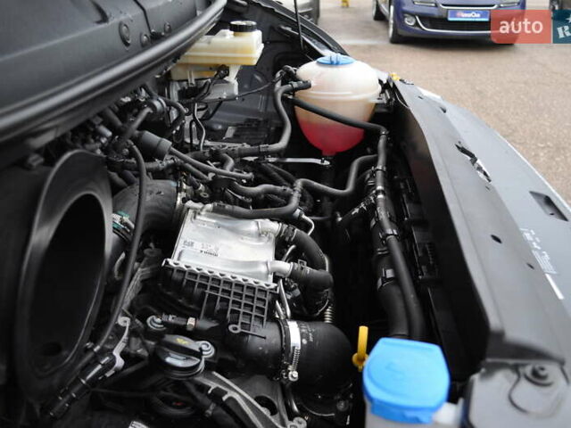 Сірий Фольксваген Крафтєр, об'ємом двигуна 1.97 л та пробігом 194 тис. км за 27800 $, фото 58 на Automoto.ua