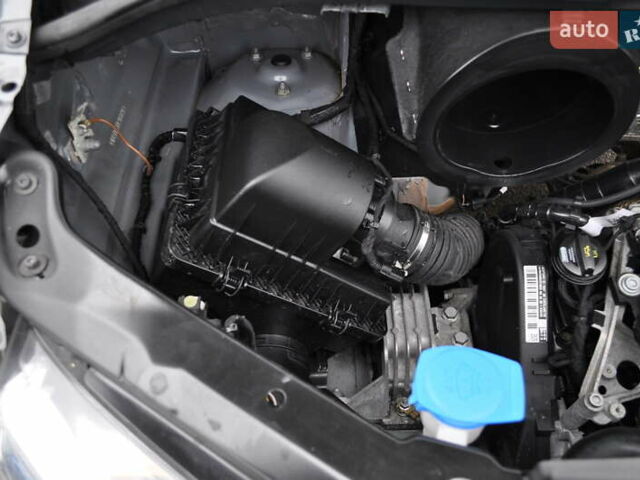 Сірий Фольксваген Крафтєр, об'ємом двигуна 1.97 л та пробігом 194 тис. км за 27800 $, фото 57 на Automoto.ua