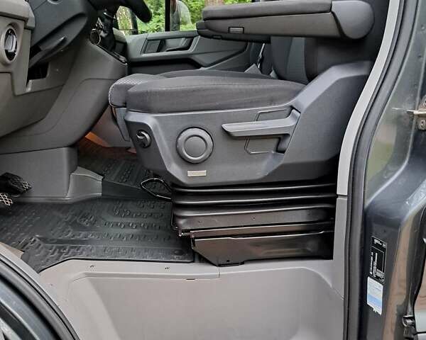 Серый Фольксваген Крафтер, объемом двигателя 1.97 л и пробегом 110 тыс. км за 33900 $, фото 14 на Automoto.ua