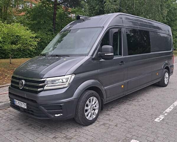 Серый Фольксваген Крафтер, объемом двигателя 1.97 л и пробегом 110 тыс. км за 33900 $, фото 2 на Automoto.ua