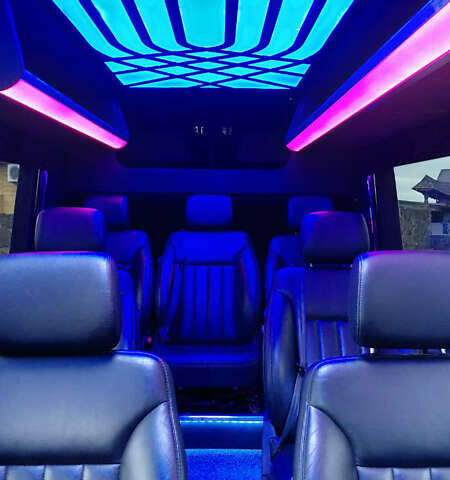 Серый Фольксваген Крафтер, объемом двигателя 2.46 л и пробегом 640 тыс. км за 19999 $, фото 19 на Automoto.ua