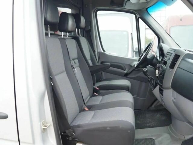 Сірий Фольксваген Крафтєр, об'ємом двигуна 2 л та пробігом 245 тис. км за 8400 $, фото 12 на Automoto.ua