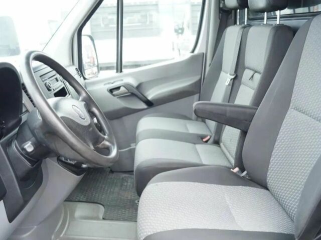 Сірий Фольксваген Крафтєр, об'ємом двигуна 2 л та пробігом 245 тис. км за 8400 $, фото 11 на Automoto.ua