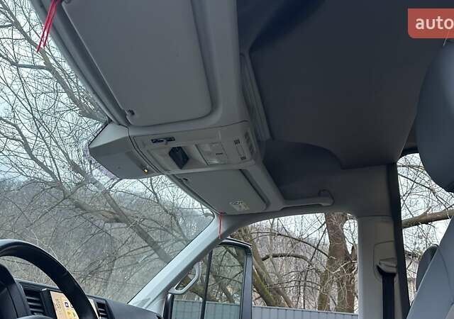 Сірий Фольксваген Крафтєр, об'ємом двигуна 1.97 л та пробігом 450 тис. км за 32500 $, фото 10 на Automoto.ua