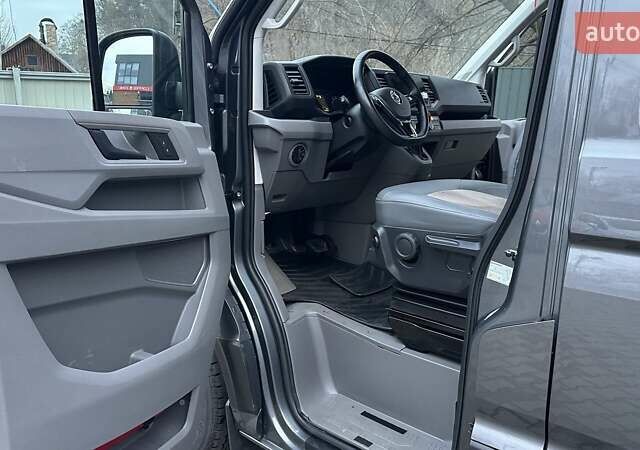 Сірий Фольксваген Крафтєр, об'ємом двигуна 1.97 л та пробігом 450 тис. км за 32500 $, фото 4 на Automoto.ua