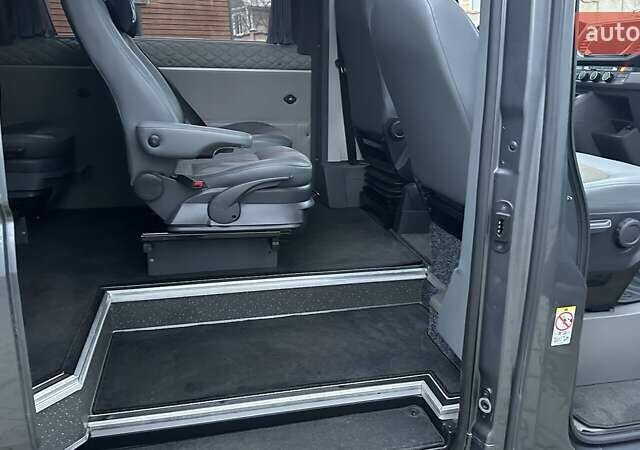 Сірий Фольксваген Крафтєр, об'ємом двигуна 1.97 л та пробігом 450 тис. км за 32500 $, фото 11 на Automoto.ua