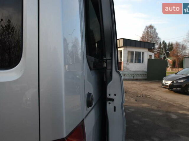 Серый Фольксваген Крафтер, объемом двигателя 0 л и пробегом 36 тыс. км за 17500 $, фото 19 на Automoto.ua