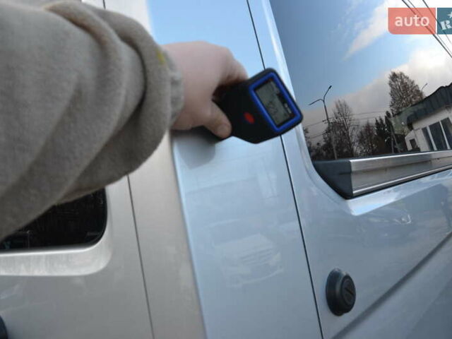 Серый Фольксваген Крафтер, объемом двигателя 0 л и пробегом 36 тыс. км за 17500 $, фото 38 на Automoto.ua