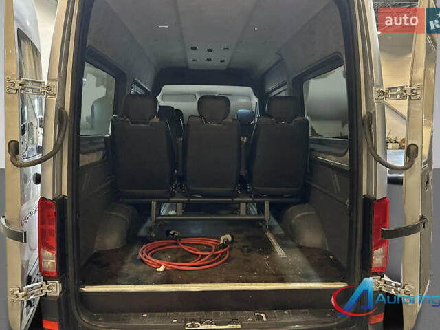 Серый Фольксваген Крафтер, объемом двигателя 0 л и пробегом 36 тыс. км за 17500 $, фото 57 на Automoto.ua