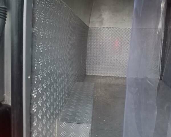 Сірий Фольксваген Крафтєр, об'ємом двигуна 2.5 л та пробігом 345 тис. км за 11500 $, фото 15 на Automoto.ua