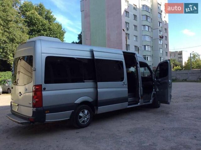 Серый Фольксваген Крафтер, объемом двигателя 2.46 л и пробегом 780 тыс. км за 28500 $, фото 6 на Automoto.ua