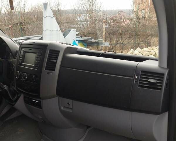 Сірий Фольксваген Крафтєр, об'ємом двигуна 2 л та пробігом 110 тис. км за 33000 $, фото 34 на Automoto.ua