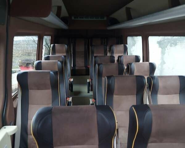 Сірий Фольксваген Крафтєр, об'ємом двигуна 2 л та пробігом 110 тис. км за 33000 $, фото 17 на Automoto.ua