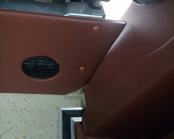 Сірий Фольксваген Крафтєр, об'ємом двигуна 2 л та пробігом 110 тис. км за 33000 $, фото 16 на Automoto.ua