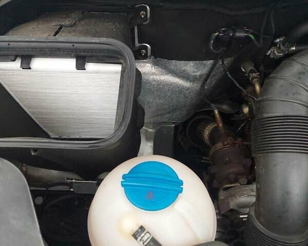 Сірий Фольксваген Крафтєр, об'ємом двигуна 2 л та пробігом 110 тис. км за 33000 $, фото 25 на Automoto.ua