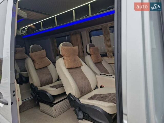 Серый Фольксваген Крафтер, объемом двигателя 0 л и пробегом 503 тыс. км за 15500 $, фото 2 на Automoto.ua