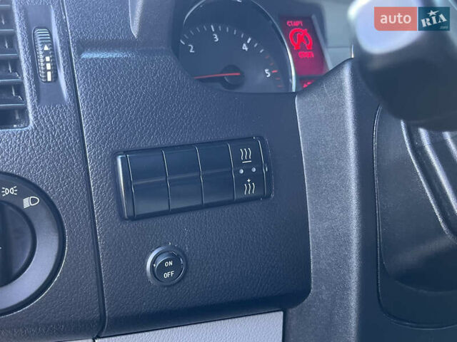 Сірий Фольксваген Крафтєр, об'ємом двигуна 1.97 л та пробігом 262 тис. км за 25000 $, фото 44 на Automoto.ua