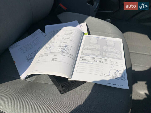 Сірий Фольксваген Крафтєр, об'ємом двигуна 1.97 л та пробігом 262 тис. км за 25000 $, фото 54 на Automoto.ua