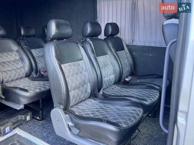 Сірий Фольксваген Крафтєр, об'ємом двигуна 1.97 л та пробігом 262 тис. км за 25000 $, фото 39 на Automoto.ua