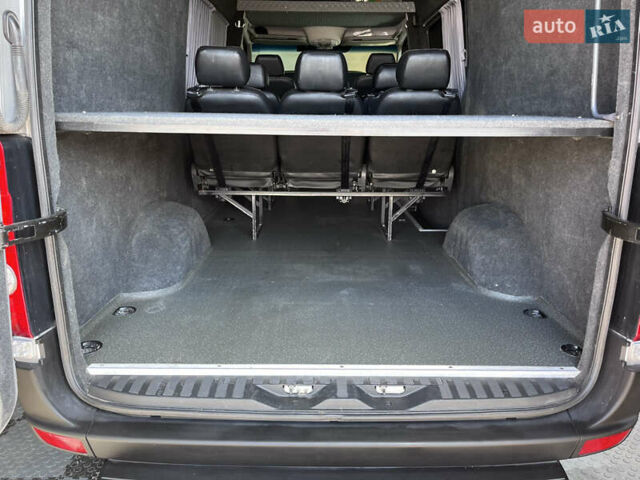 Сірий Фольксваген Крафтєр, об'ємом двигуна 1.97 л та пробігом 262 тис. км за 25000 $, фото 65 на Automoto.ua