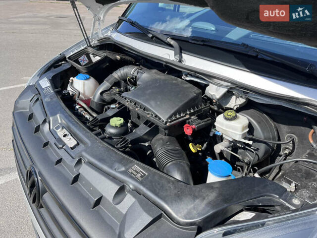 Сірий Фольксваген Крафтєр, об'ємом двигуна 1.97 л та пробігом 262 тис. км за 25000 $, фото 40 на Automoto.ua