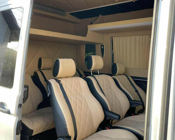 Серый Фольксваген Крафтер, объемом двигателя 1.97 л и пробегом 329 тыс. км за 26000 $, фото 15 на Automoto.ua