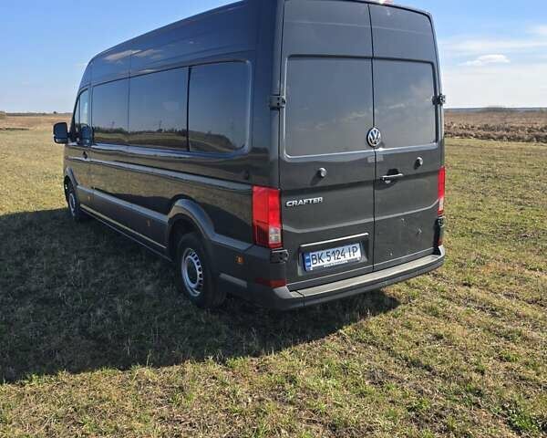 Серый Фольксваген Крафтер, объемом двигателя 1.97 л и пробегом 300 тыс. км за 36000 $, фото 5 на Automoto.ua