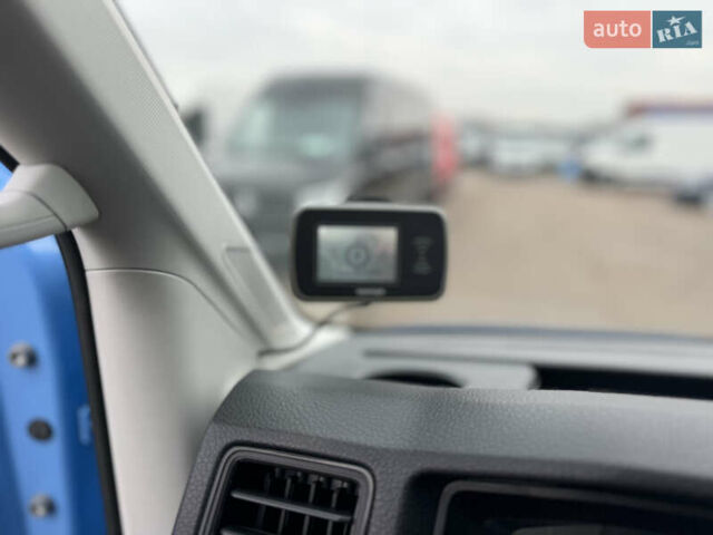Синий Фольксваген Крафтер, объемом двигателя 2 л и пробегом 220 тыс. км за 28500 $, фото 100 на Automoto.ua