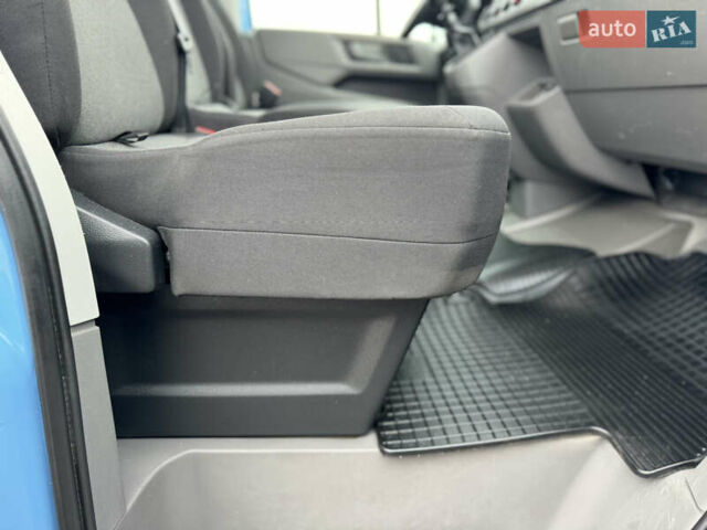 Синий Фольксваген Крафтер, объемом двигателя 2 л и пробегом 220 тыс. км за 28500 $, фото 103 на Automoto.ua