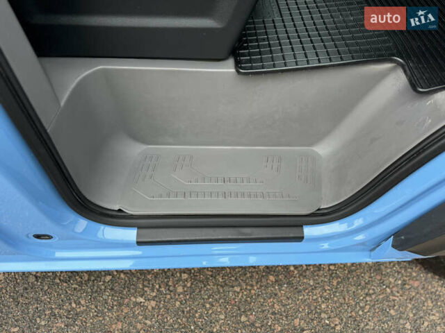 Синий Фольксваген Крафтер, объемом двигателя 2 л и пробегом 220 тыс. км за 28500 $, фото 109 на Automoto.ua