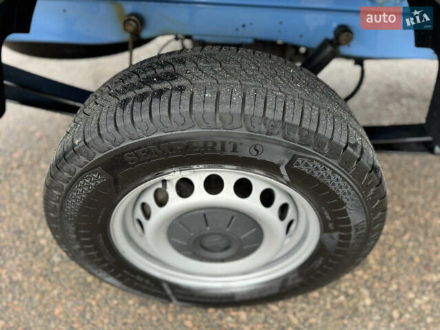 Синий Фольксваген Крафтер, объемом двигателя 2 л и пробегом 220 тыс. км за 28500 $, фото 32 на Automoto.ua