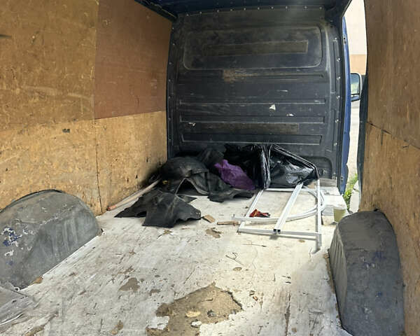 Синий Фольксваген Крафтер, объемом двигателя 2.46 л и пробегом 342 тыс. км за 10800 $, фото 7 на Automoto.ua