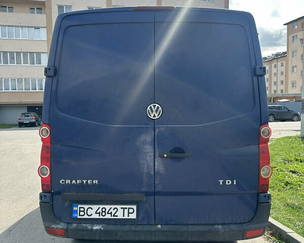 Синий Фольксваген Крафтер, объемом двигателя 2.46 л и пробегом 342 тыс. км за 10800 $, фото 5 на Automoto.ua