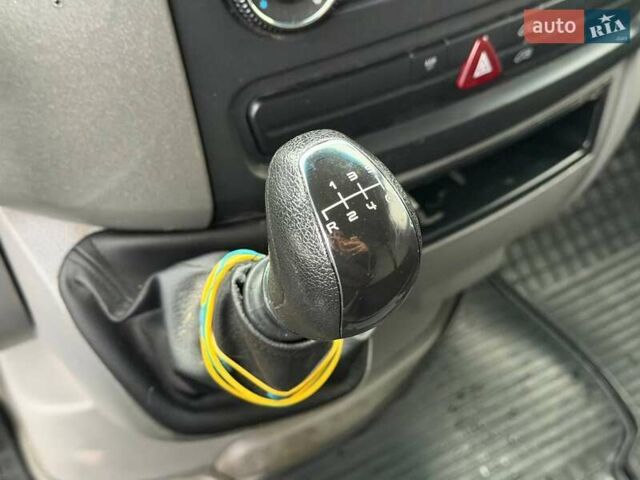 Синий Фольксваген Крафтер, объемом двигателя 2.5 л и пробегом 386 тыс. км за 13800 $, фото 37 на Automoto.ua