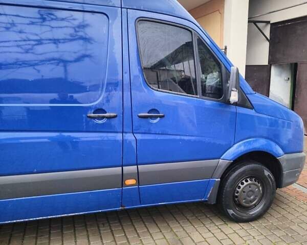 Синій Фольксваген Крафтєр, об'ємом двигуна 1.97 л та пробігом 548 тис. км за 12700 $, фото 1 на Automoto.ua