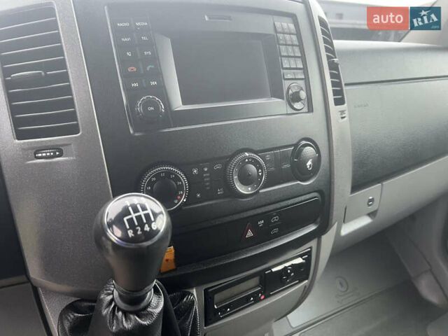 Синій Фольксваген Крафтєр, об'ємом двигуна 1.97 л та пробігом 188 тис. км за 18499 $, фото 17 на Automoto.ua