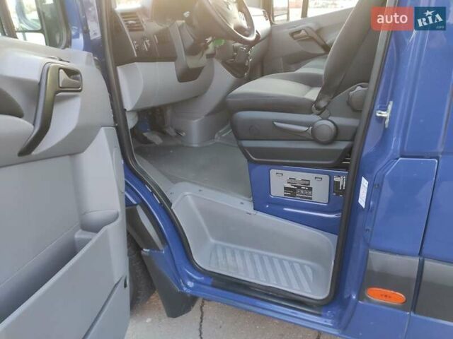 Синій Фольксваген Крафтєр, об'ємом двигуна 1.97 л та пробігом 273 тис. км за 19500 $, фото 43 на Automoto.ua