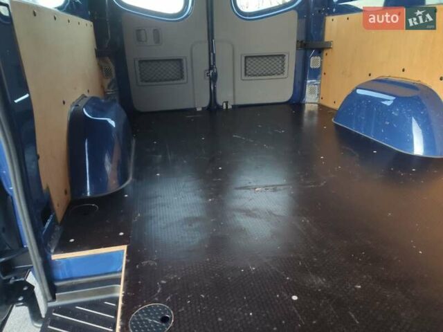 Синій Фольксваген Крафтєр, об'ємом двигуна 1.97 л та пробігом 273 тис. км за 19500 $, фото 65 на Automoto.ua