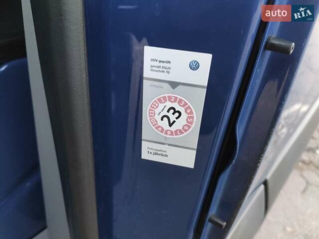 Синій Фольксваген Крафтєр, об'ємом двигуна 1.97 л та пробігом 273 тис. км за 19500 $, фото 46 на Automoto.ua