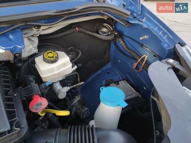 Синій Фольксваген Крафтєр, об'ємом двигуна 1.97 л та пробігом 273 тис. км за 19500 $, фото 78 на Automoto.ua