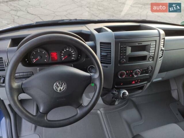 Синій Фольксваген Крафтєр, об'ємом двигуна 1.97 л та пробігом 273 тис. км за 19500 $, фото 53 на Automoto.ua