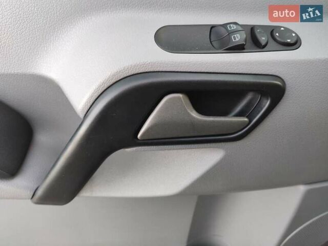 Синій Фольксваген Крафтєр, об'ємом двигуна 1.97 л та пробігом 273 тис. км за 19500 $, фото 42 на Automoto.ua