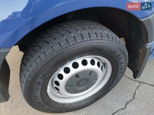 Синій Фольксваген Крафтєр, об'ємом двигуна 1.97 л та пробігом 273 тис. км за 19500 $, фото 37 на Automoto.ua