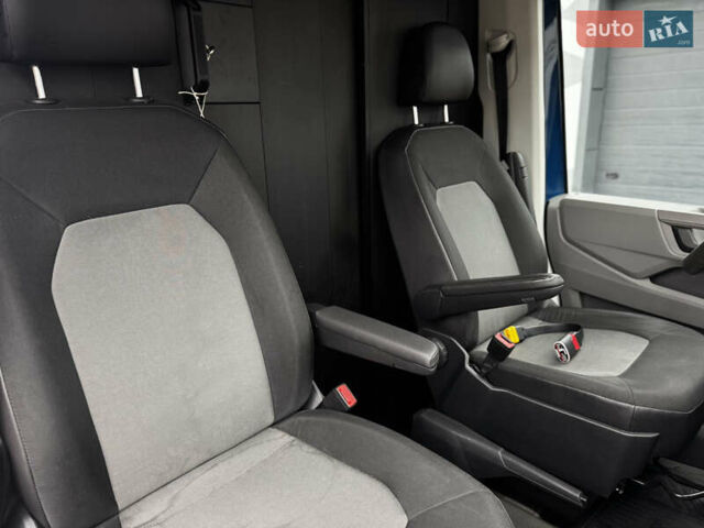 Фольксваген Крафтер 2018 в Житомире на Automoto.ua Синий Фольксваген Крафтер, объемом двигателя 2 л и пробегом 314 тыс. км за 21999 $, фото 43 на Automoto.ua